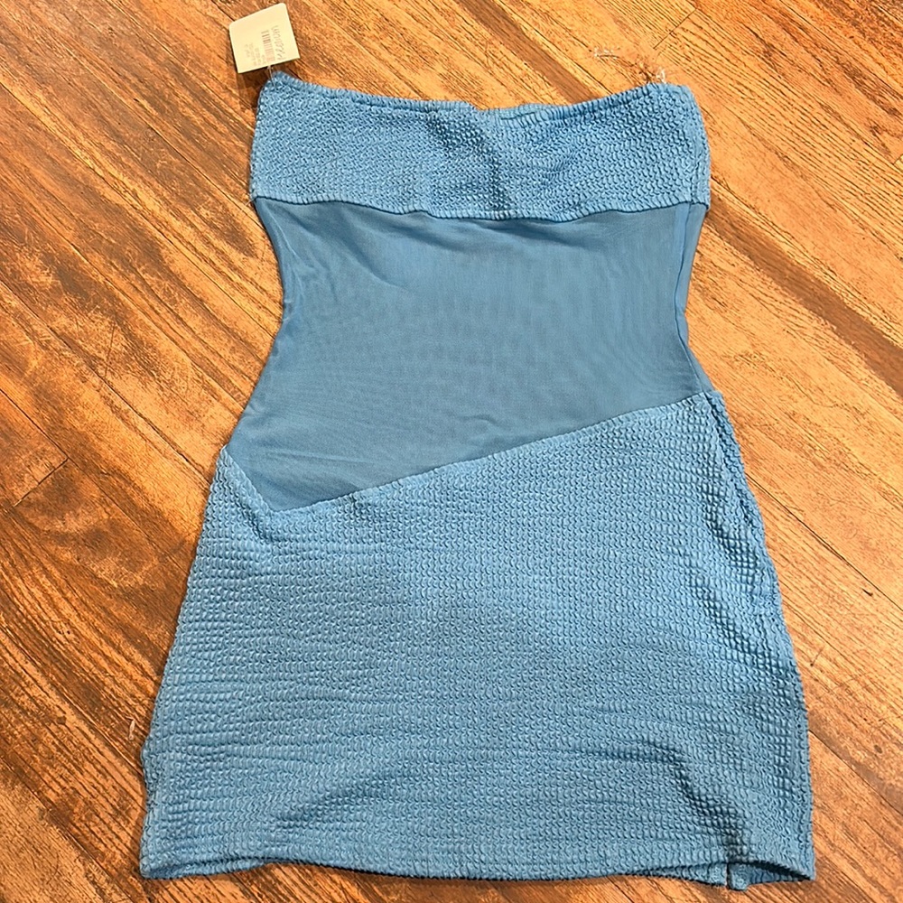 New Pink mini dress in tourquoise